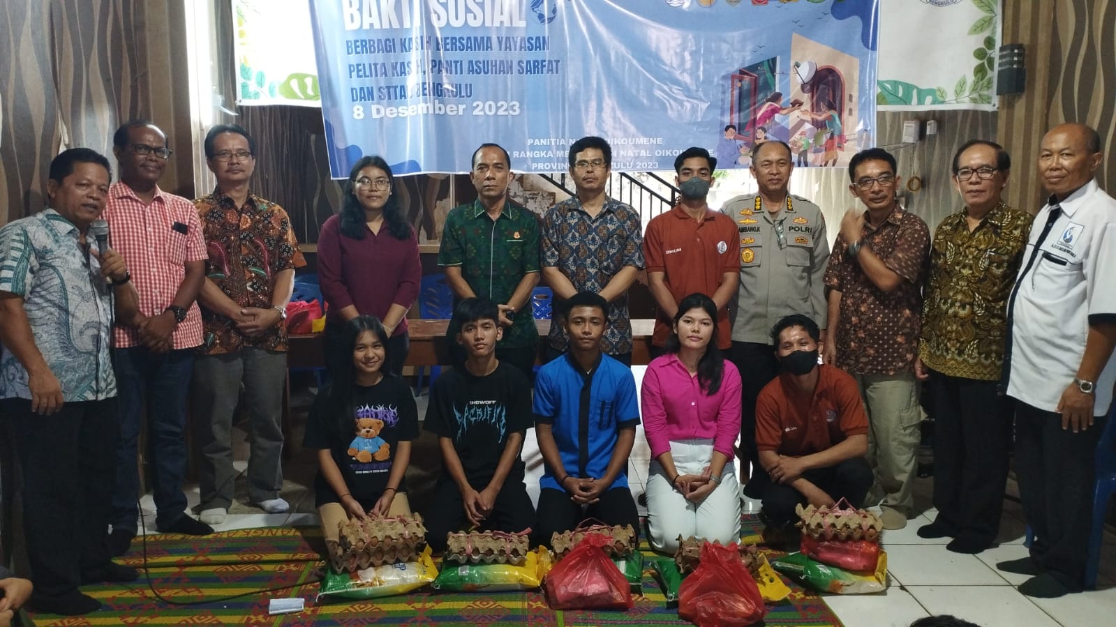 Wujud Kasih Perayaan Natal 2023, Panitia Natal Oiukemene Bengkulu Salurkan Bansos  dan Gelar Aksi Donor Darah