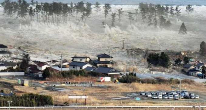 Tsunami Aceh dan Krakatau Menghebohkan Dunia, Berikut 10 Tsunami Terdahsyat yang Pernah Terjadi 