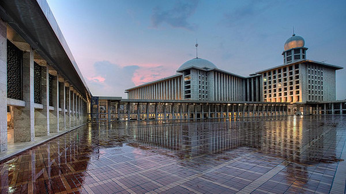 Cerita Bangunan Bersejarah, Masjid Istiqlal Ternyata Dirancang Orang Non Muslim