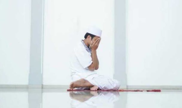 Urusan Hidup akan Dipermudah, Syaratnya Baca Sholawat Ini Setelah Sholat Fardhu 