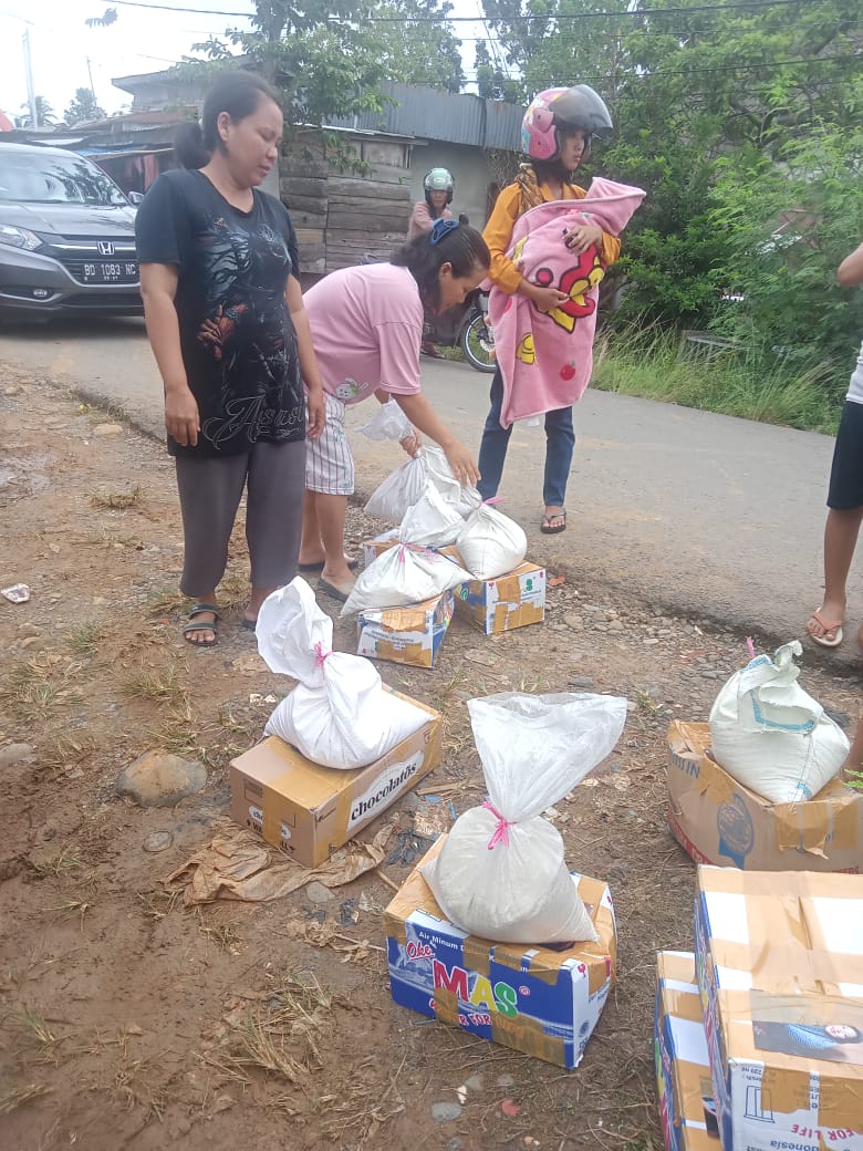 188 Emak-emak Tertipu Tebus Murah Sembako