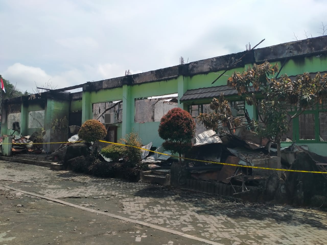 250 Tablet Milik SMKN 5 Bengkulu Utara Terbakar, Bagaimana Murid Ujian?