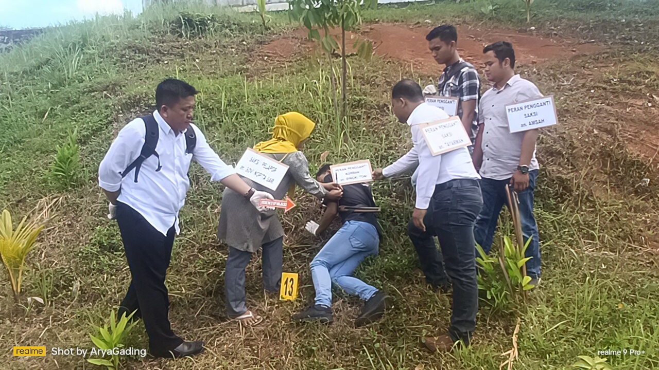 18 Adegan Reka Ulang Tragedi Petani Kopi, Istri Korban Meneteskan Air Mata