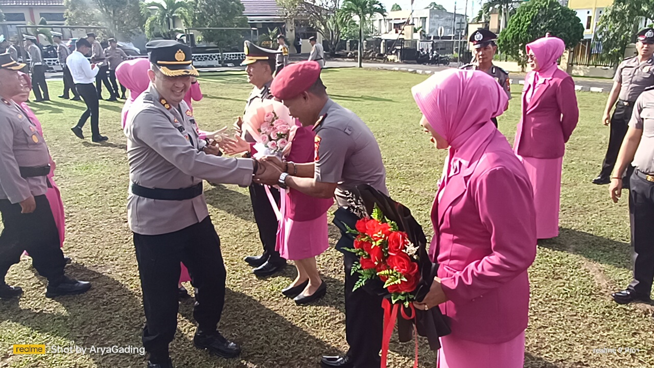 8 Perwira Termasuk Kasat Reskrim dan 25 Bintara Polres Seluma Naik Pangkat