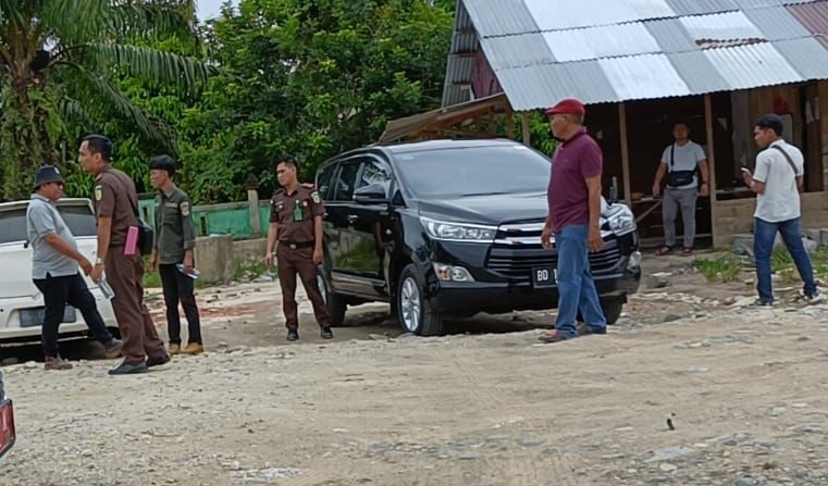 Kejari Mukomuko Turunkan Tim Ahli, Cek Kontruksi Gedung PA yang Mangkrak