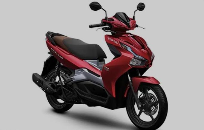 Honda Air Blade 160 2024, Skutik Agresif dengan Rangka Underbone