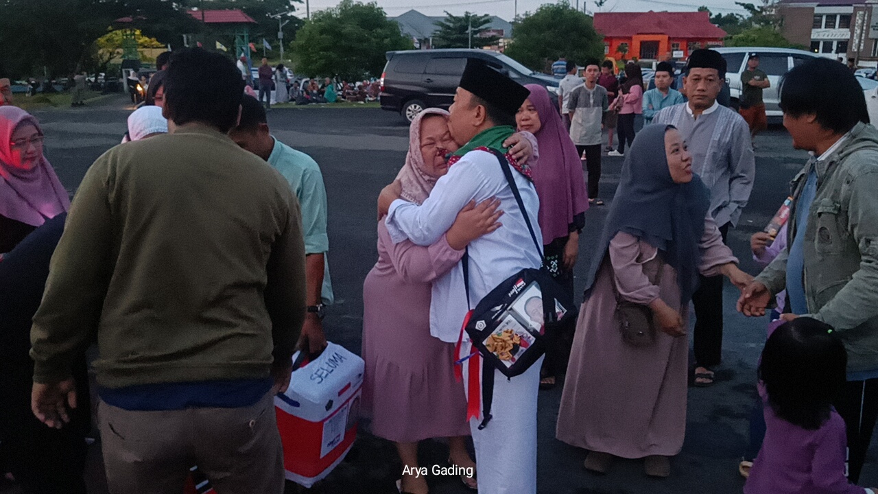 Selamat Berhaji, 171 Jemaah Seluma Diberangkatkan dari Masjid Agung Falihin Rabu Pagi