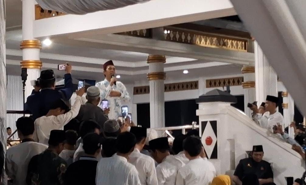 Slogan Bengkulu Selatan 'Emas' Dipuji Ustad Abdul Somad Depan Ribuan Orang