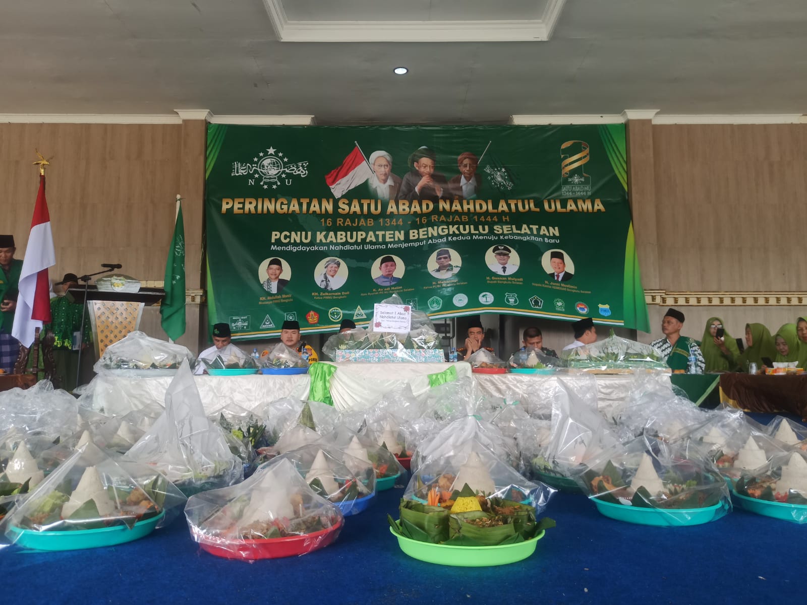 Seratus Tumpeng untuk Satu Abad PCNU Bengkulu Selatan 