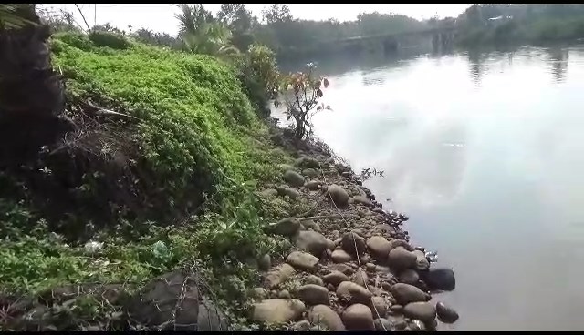 Bronjong Mulai Rusak, Abrasi Ancam Rumah Warga dan Jalinbar