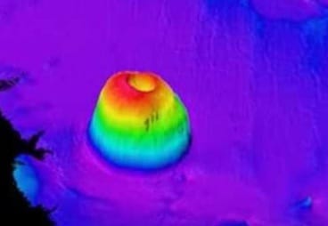 Ditemukan Gunung Berapi Bawah Laut Seperti Kue Donat