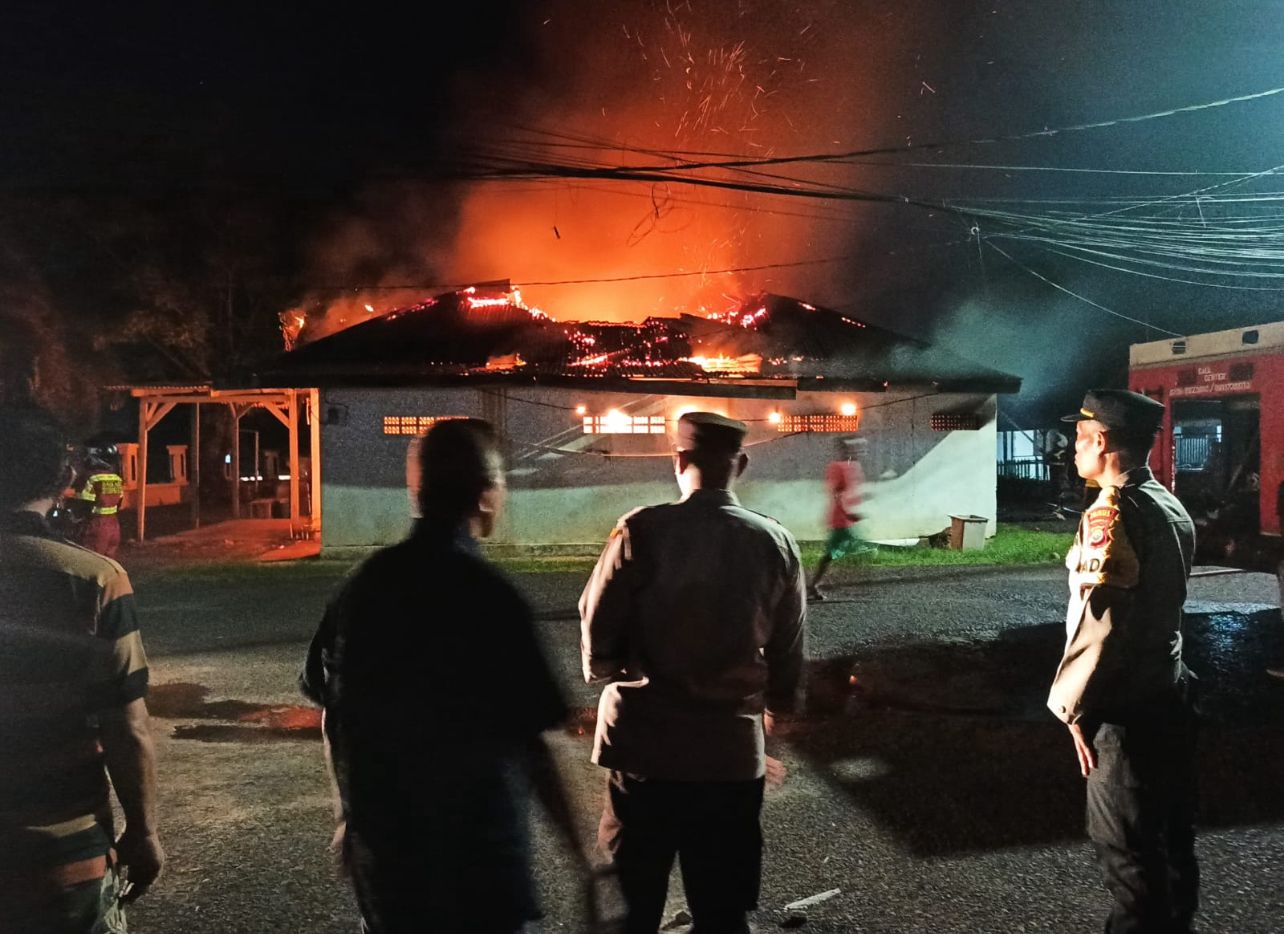 Asrama Polisi di Kebun Geran Terbakar