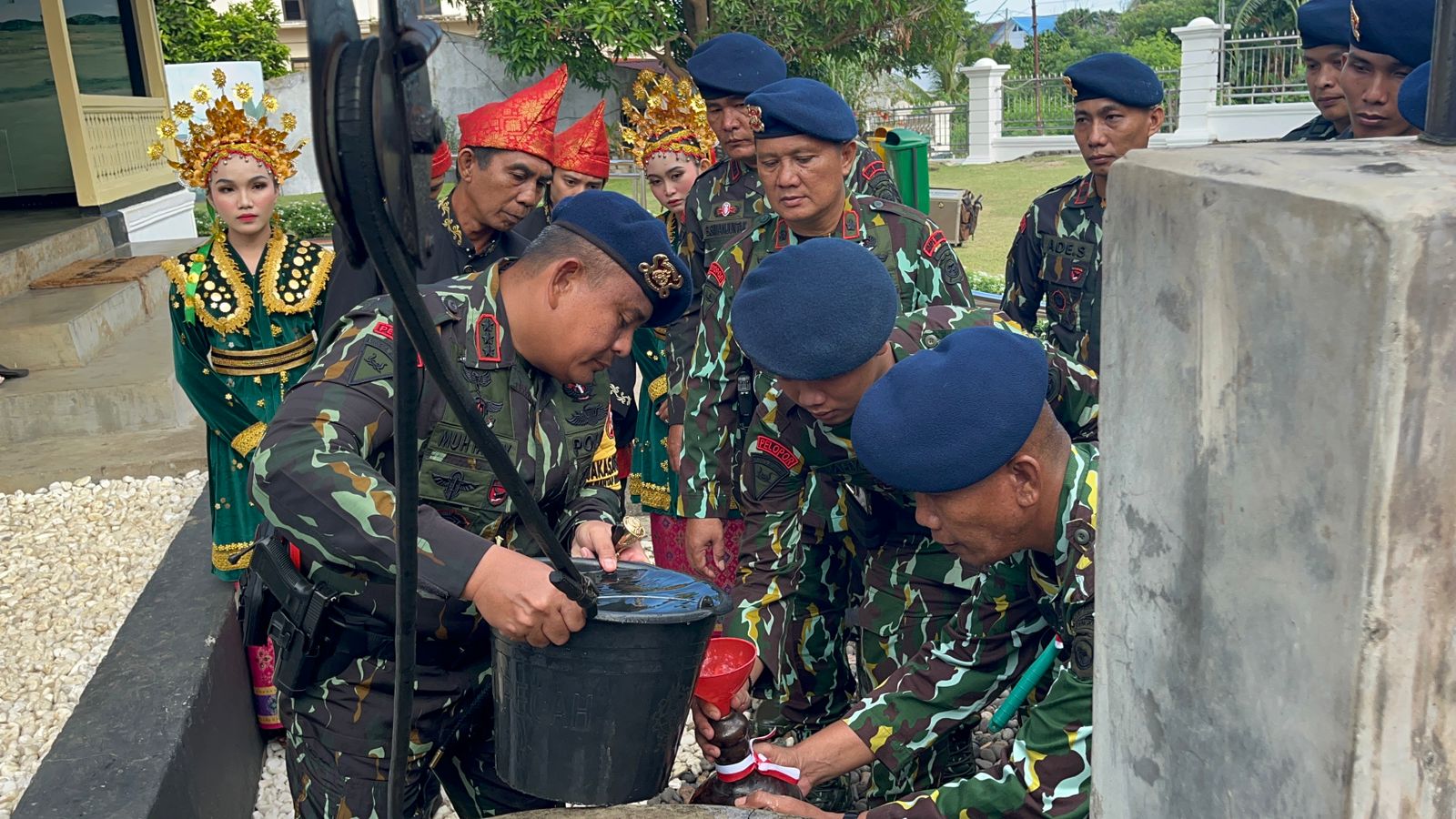  Air Sumur Rumah Pengasingan Bung Karno Dikirim ke Mabes Polri untuk Pencucian Panji dan Pataka Polri