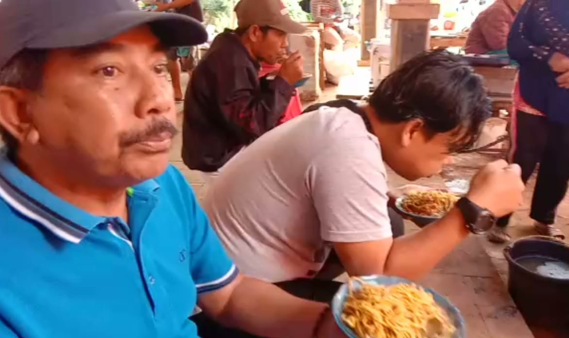 Mie Kusek Melegenda di Kepahiang, Segini Penghasilan Pedagang Perhari