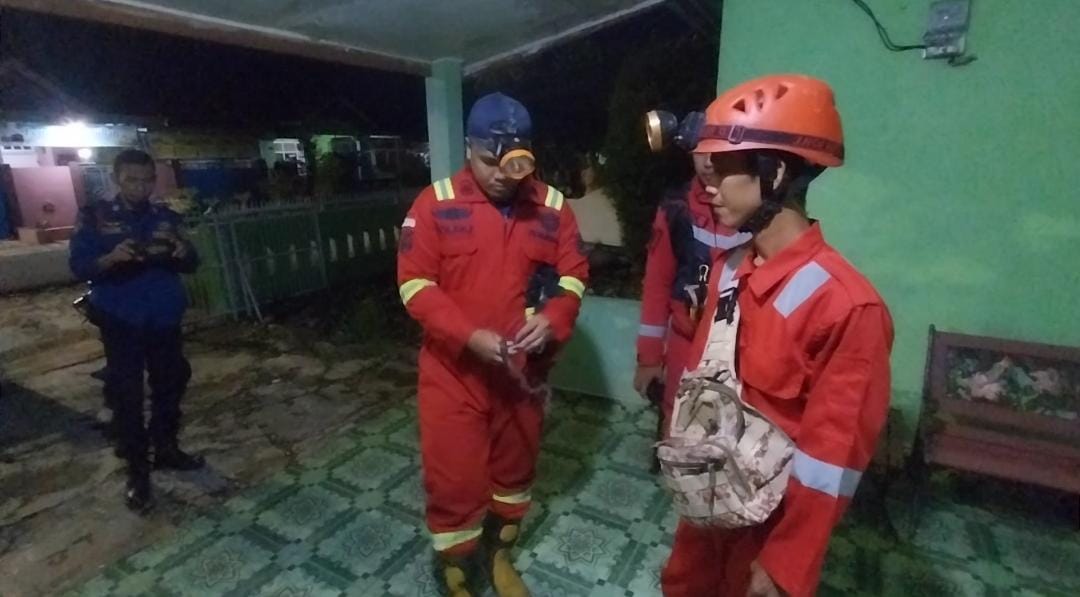 Bayi Jenis Ular Terpanjang di Dunia Masuk Rumah dan Nyaris Membahayakan Warga Bentiring