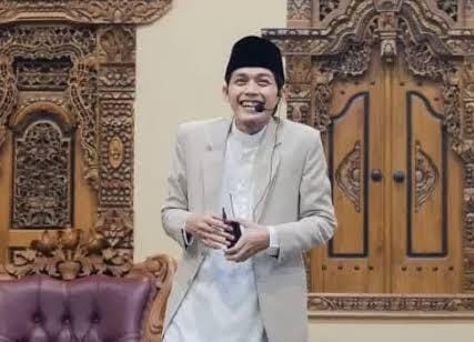 Kata Gus Iqdam, Baca Dzikir Ini Kalau Mau Punya Rezeki Terus Mengalir dari Allah SWT