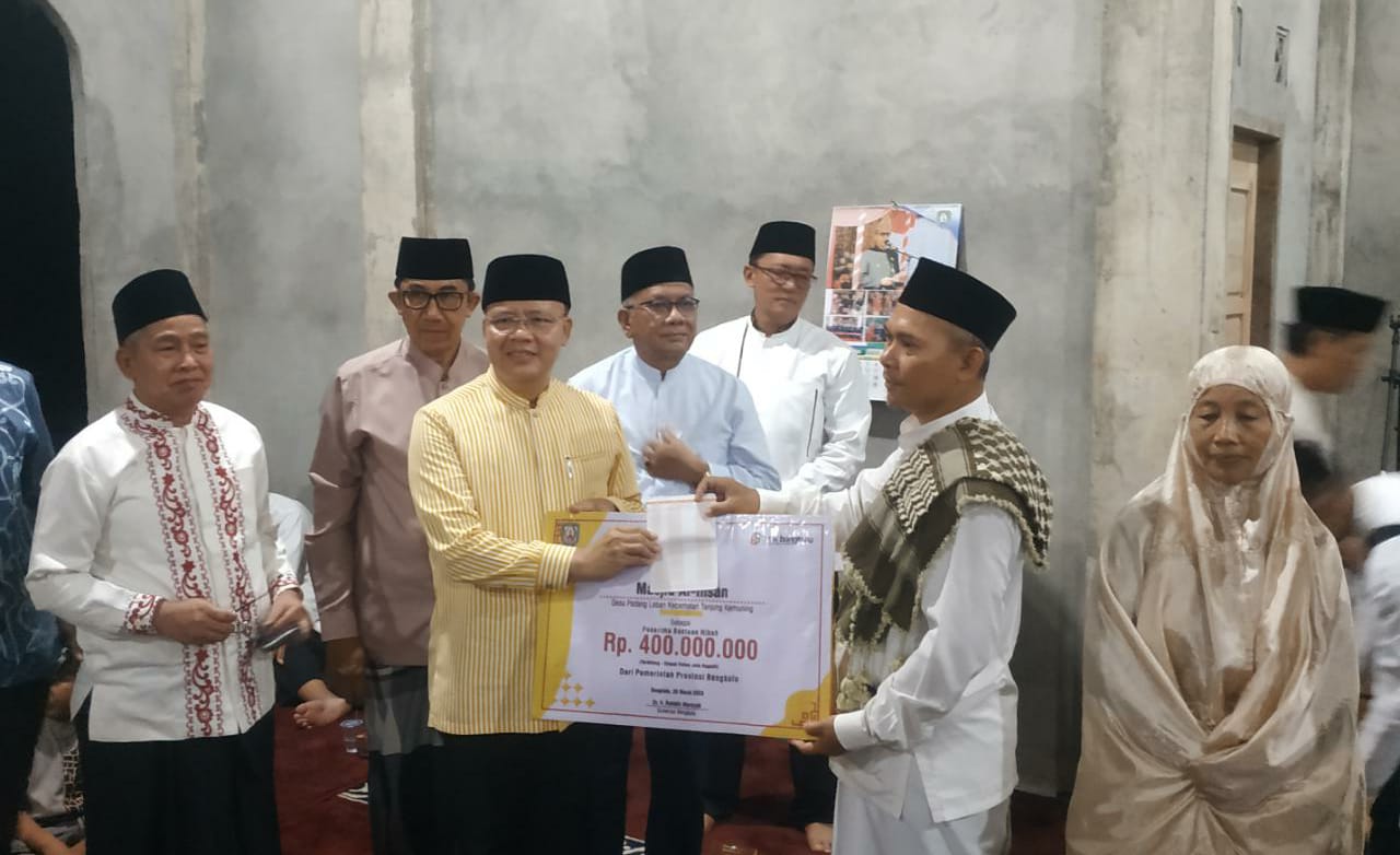 17 Mesjid di Kaur Dapat Bantuan Gubernur Total Rp 700 Juta, Ini Daftarnya