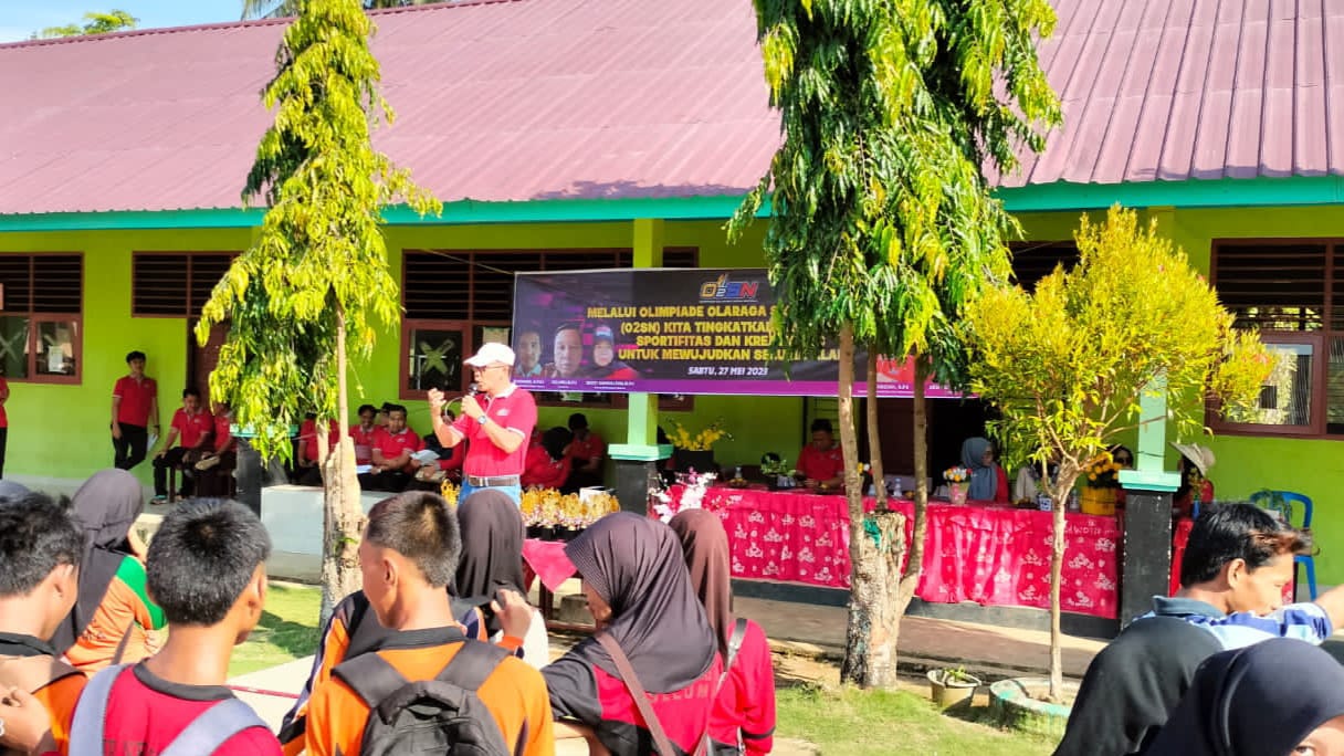 Diikuti 11 SMP, Kadis Dikbud Seluma Buka O2SN 