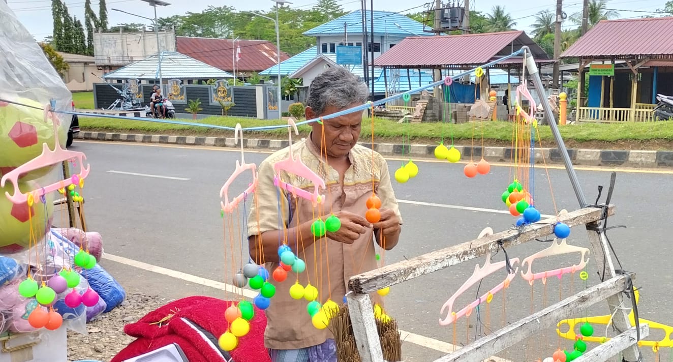 Diknas Kota Mulai Soroti Lato-lato, Ada Positifnya tapi Jangan di Sekolah