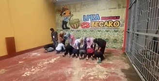 Hakim Anggap Kenakalan Remaja, 7 Anak Terlibat Curas Cium Kaki Orang Tua