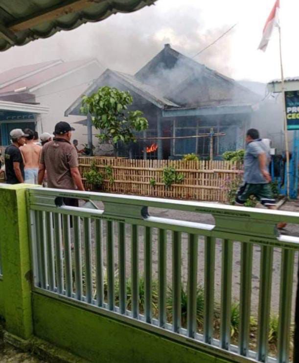 Ditinggal ke Kebun, Rumah Warga Lebong Tengah Terbakar