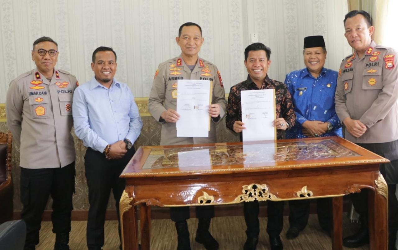 Pemkab Lebong Hibahkan 10 Hektar Lahan dan Rp 1 Miliar ke Polda Bengkulu