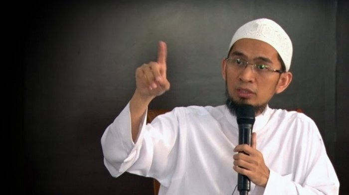 Sering Mengeluh ketika Ditimpa Masalah, Pahami Perkataan Ustad Adi Hidayat Berikut