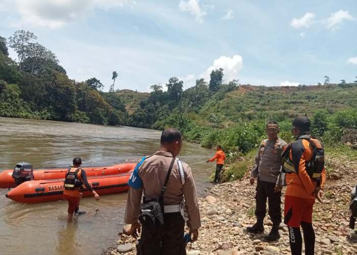 Sudah 2 Hari Korban Hanyut Sungai Ketahun Belum Ditemukan, 3 Tim Diterjunkan