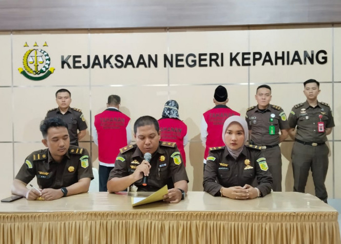 Korupsi Dana BOS, Kepala Sekolah, Mantan TU dan Bendahara MAN 2 Kepahiang Ditahan