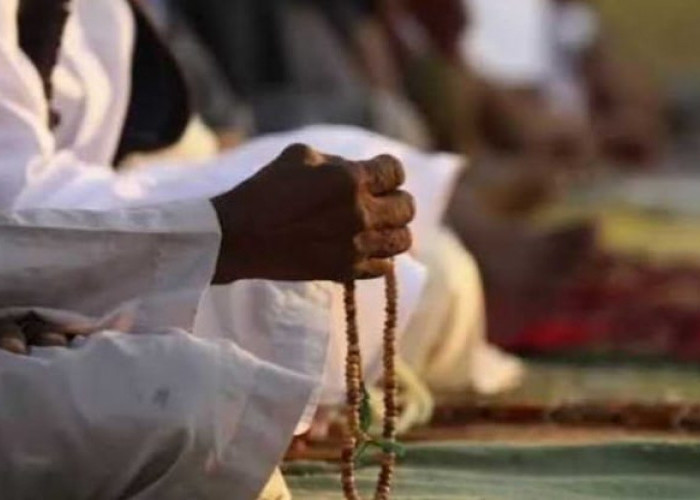 Baca 10 kali Sholawat Ini Setelah Sholat Subuh dan Magrib, InsyaAllah Semua Urusan Hidup Dipermudah