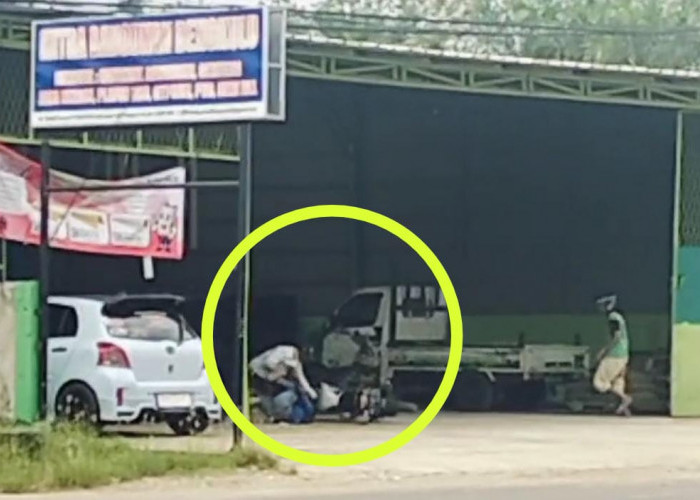 Diduga Cemburu Lantaran Istrinya Dibonceng Pria Lain, Pria Ini Membabi Buta Pukul Teman Istri Pakai Golok