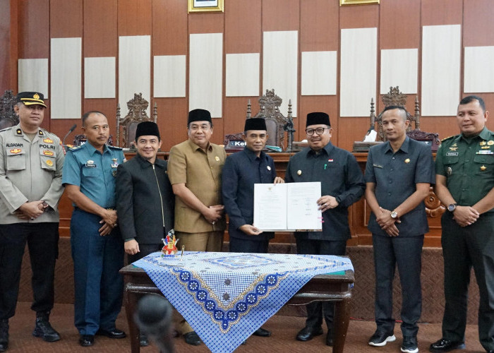 Pengesahan Raperda Kota Bengkulu Tentang Pertanggungjawaban Pelaksanaan APBD Tahun Anggaran 2023