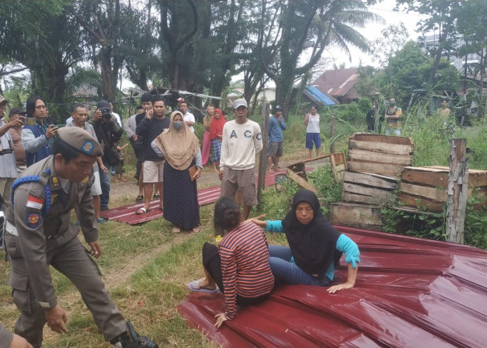 Teriak Nama Jokowi, Warga Ricuh Tolak Pemagaran Pengamanan Aset Pemprov 