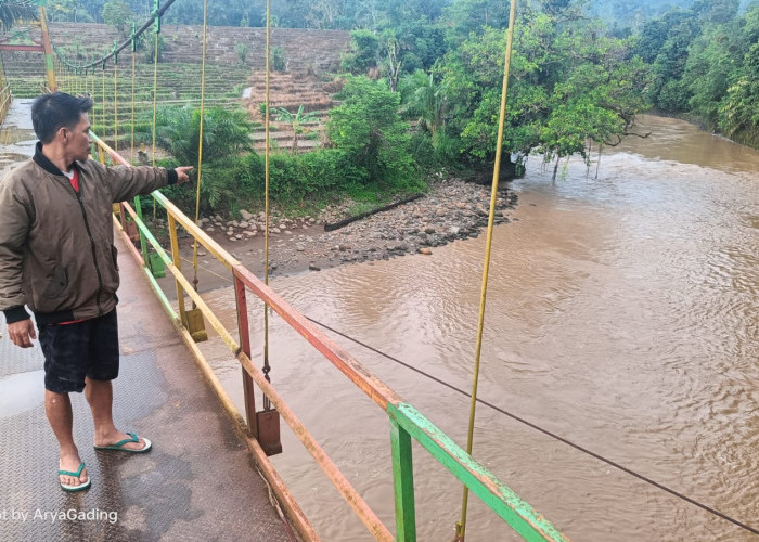 Siswi MTs Hanyut Belum Ditemukan, 6 Orang Selamat, Begini Kronologisnya