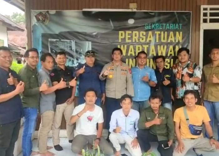 Pupuk Sinergitas, Kapolres Kunjungi PWI Seluma