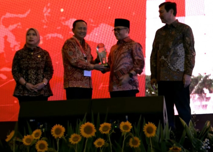 Pemprov Bengkulu Raih Penghargaan Digital Government dari MenPANRB 