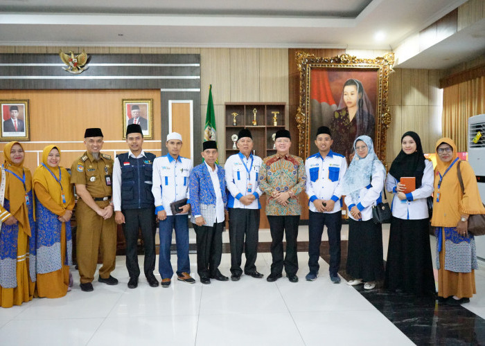 Ini Pesan Gubernur Rohidin Kepada TPHD Selain Berikan Pelayanan Maksimal ke CJH Bengkulu