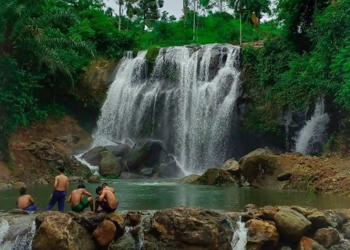 Hidden Gem Air Terjun Cu'up Pesuk Benteng, Mitos Pohon Jones dan Airnya Selalu Jernih