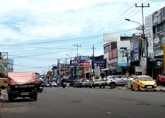 Pengelola Parkir Pasar Panorama Wajib Bersihkan Badan Jalan dari PKL