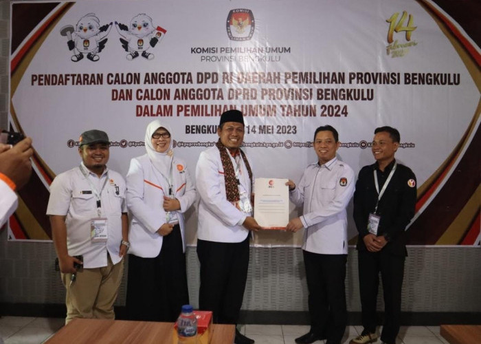 PKS Serahkan Berkas Bakal Calon Legislatif ke KPU Provinsi, Nama Dani Hamdani Ada Dalam Daftar Bacaleg PKS 