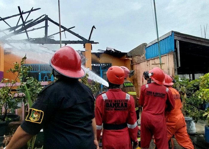 Rumah di Sungai Rupat Terbakar, Api Berasal dari Bagian Plafon