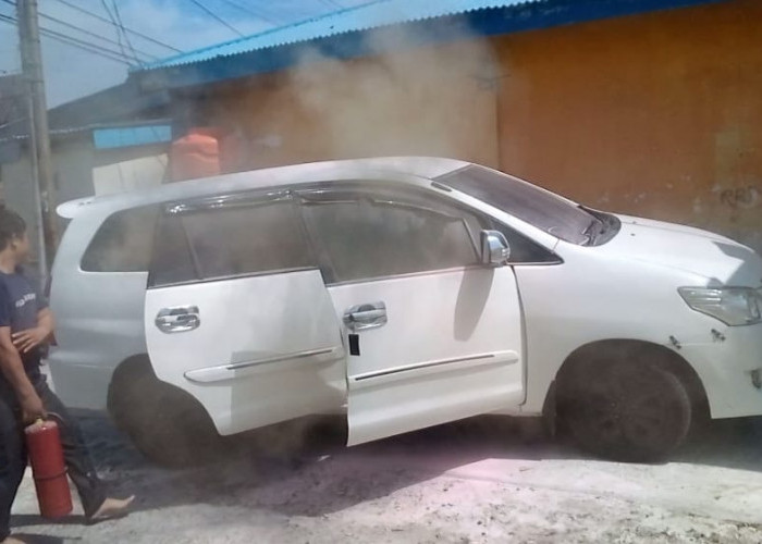 Mobil Innova Terbakar, Rakor Bawaslu Dengan Kejari Seluma Bubar 