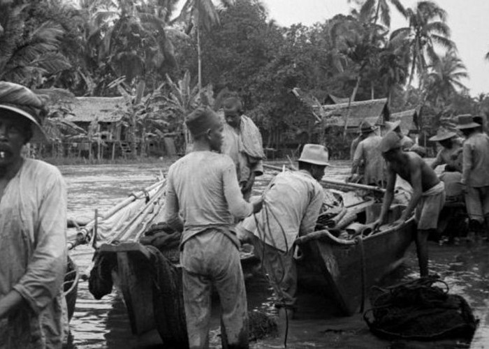 Siang Malam Kerja Tanpa Upah, Ternyata Ada Dampak Positif Kerja Paksa Zaman Penjajah Belanda dan Jepang