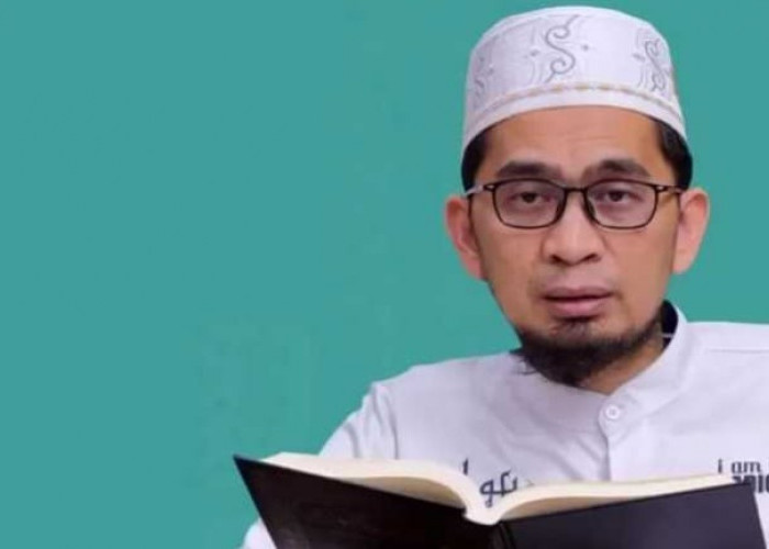 Ustadz Adi Hidayat Beberkan Cara agar Rezeki Terus Mengalir 