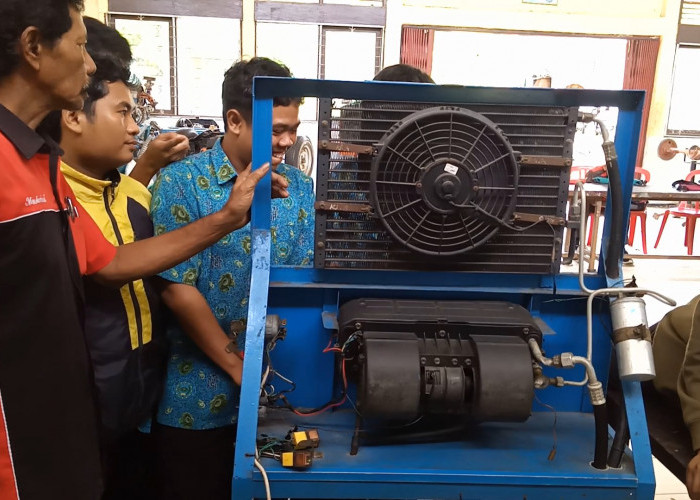 Gebyar dan Ekspose SMK, SMKN 2 Kota Bengkulu Siapkan Layanan Servis Motor Gratis 