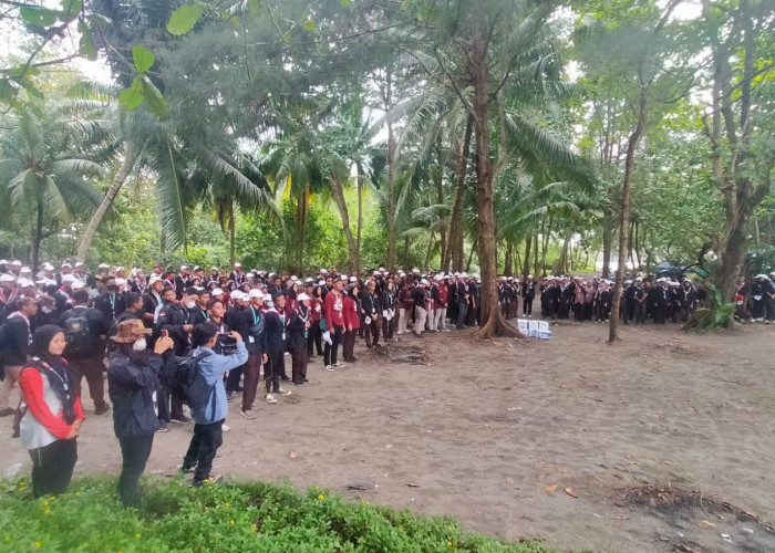 Ratusan Peserta KBN Hijaukan Pantai Cemoro Sewu Kungkai Baru