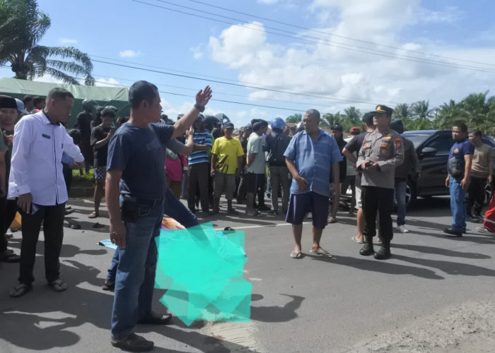 Elak Dump Truck, Pengendara Motor Tertabrak Mobil hingga Meninggal Dunia