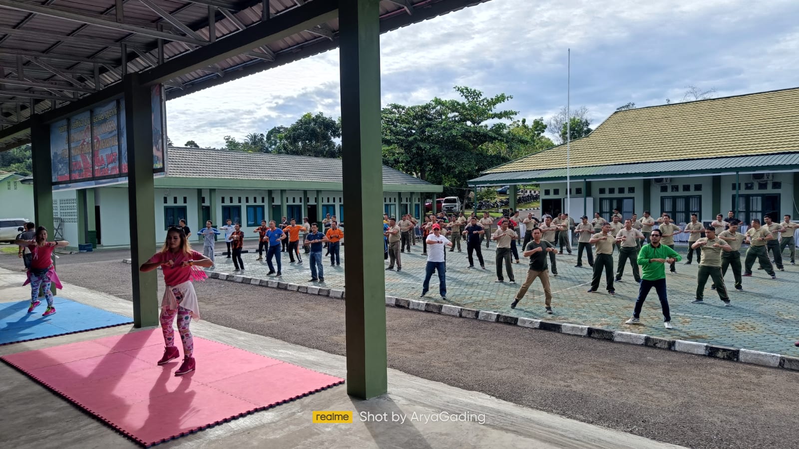 Meriahkan HUT TNI ke-77, Kodim 0425/Seluma Gelar Senam Jasmani