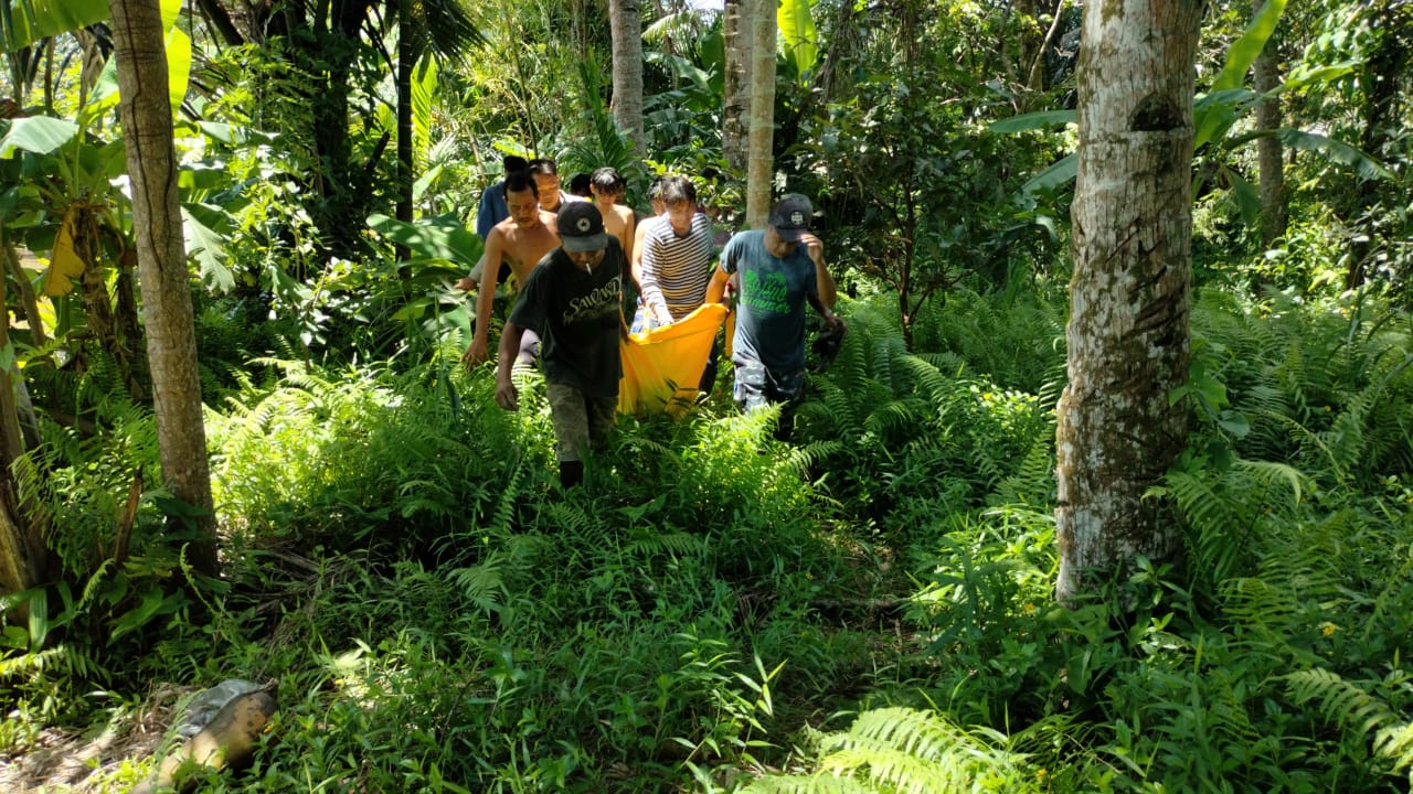 Pensiunan Ditemukan Meninggal Dunia di Pinggir Sungai Rawa Makmur